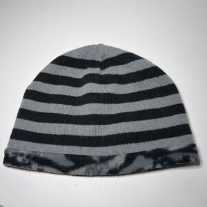Grey Black Stripped Scull Knit Beanie Fleece Lining 10x8" Youth Large
